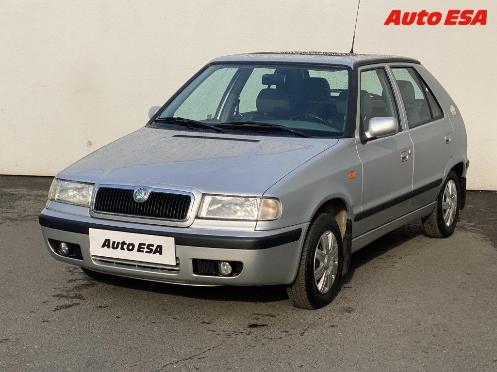 Škoda Felicia, 1.3i,ČR,šíbr,centrál - fotka 3