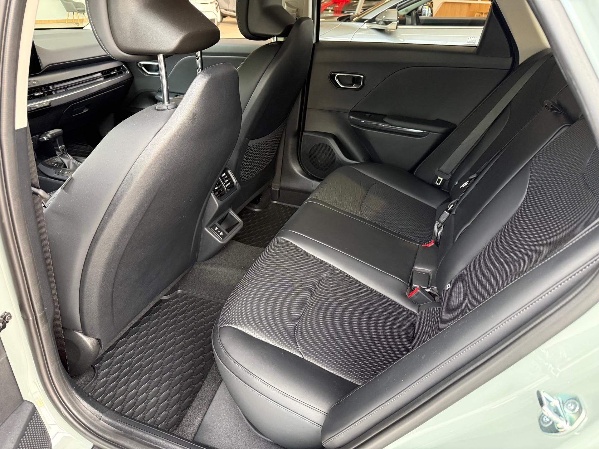 Kia K4, 1,6 T-GDi GPF 7DCT TOP 110 KW - fotka 5