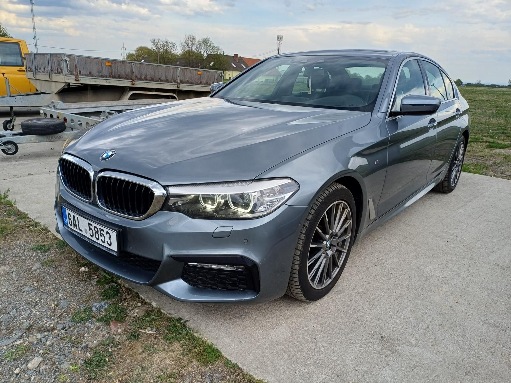 BMW Řada 5, 540i xDrive 250kW Mpaket