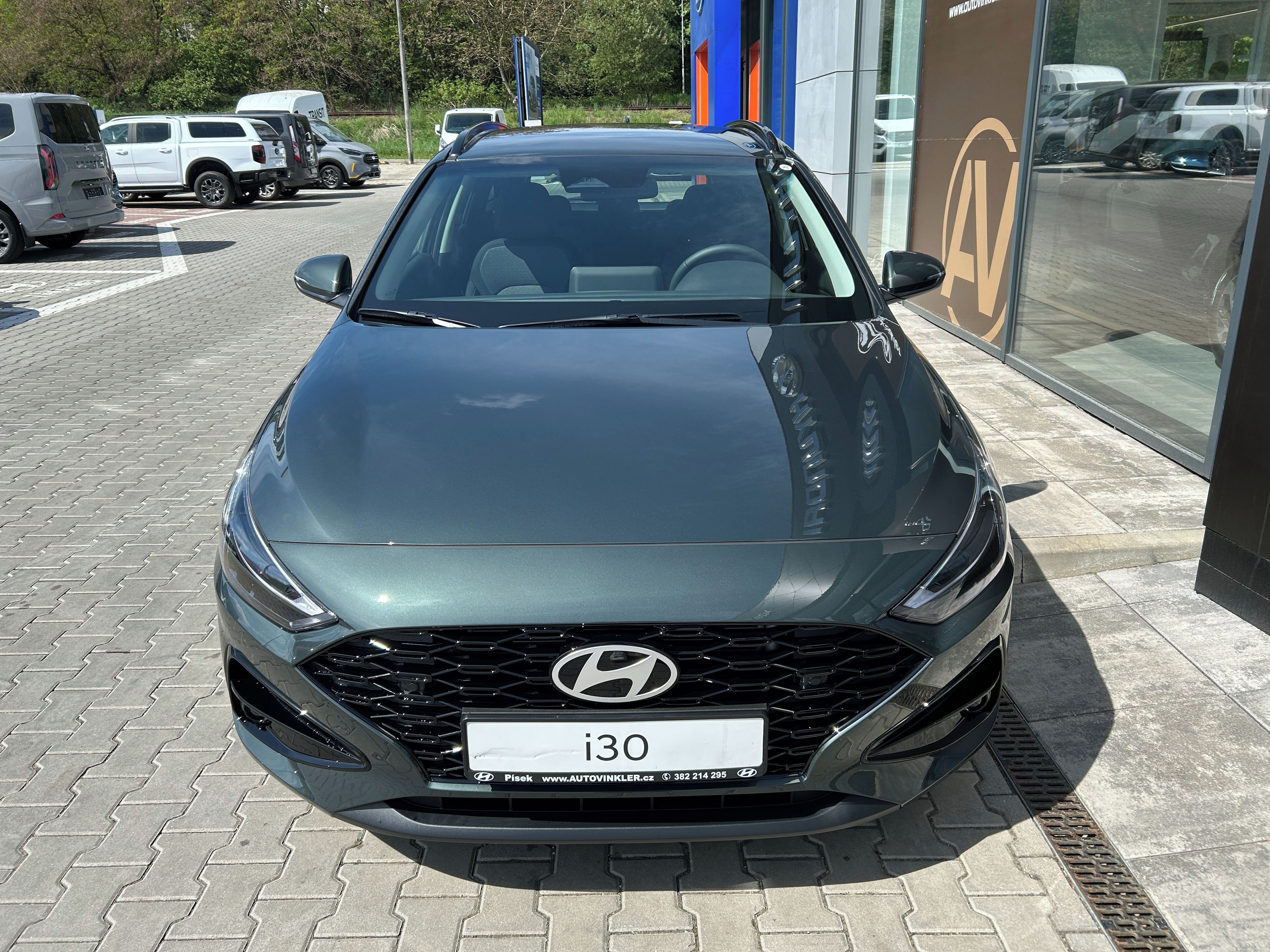 Hyundai i30, 26 WG 1,6 T-GDI DCT GO CZECH! - fotka 2