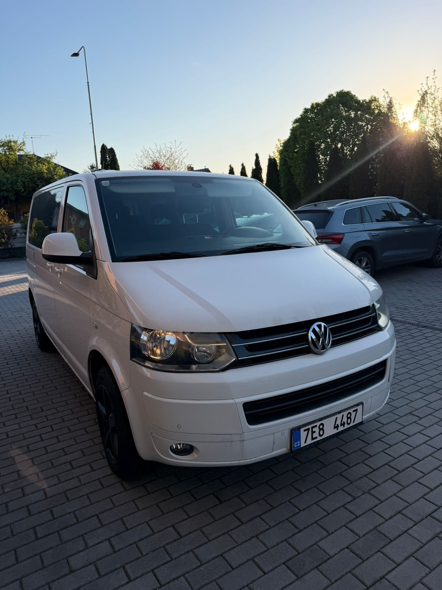 Volkswagen Caravelle, 2.0 4x4 TDI 8–9 míst Automat - fotka 3