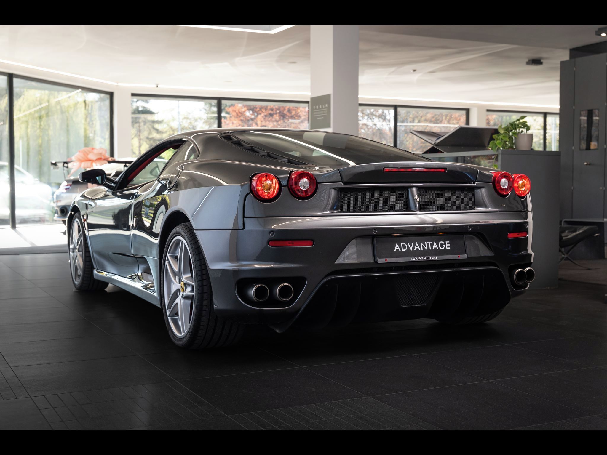 Ferrari F 430, Coupé F1 Keramické brzdy - fotka 4