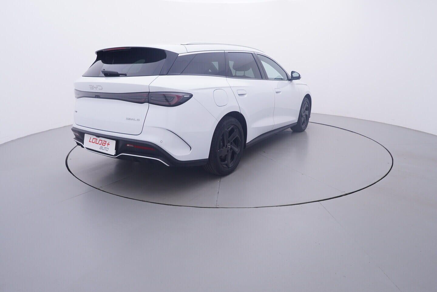 BYD Seal 6, Touring Comfort Lite  15 kW - fotka 5