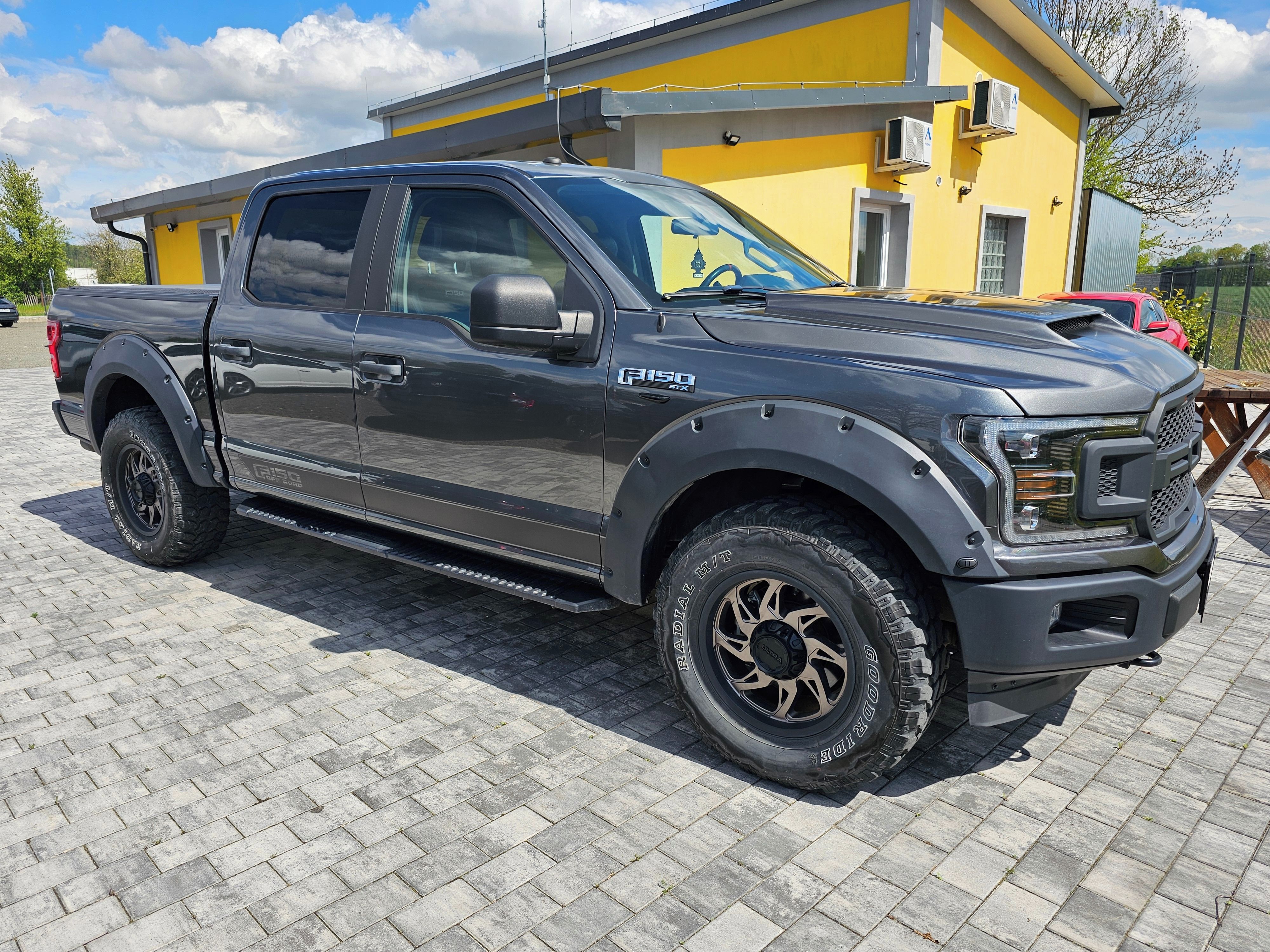 Ford F-150, 5.0 295 KW SuperCrew - fotka 3