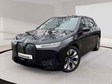xDrive40 360 HuD Taž H/K ACC