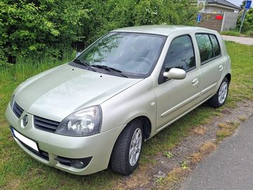 Renault Clio Storia + sada kol