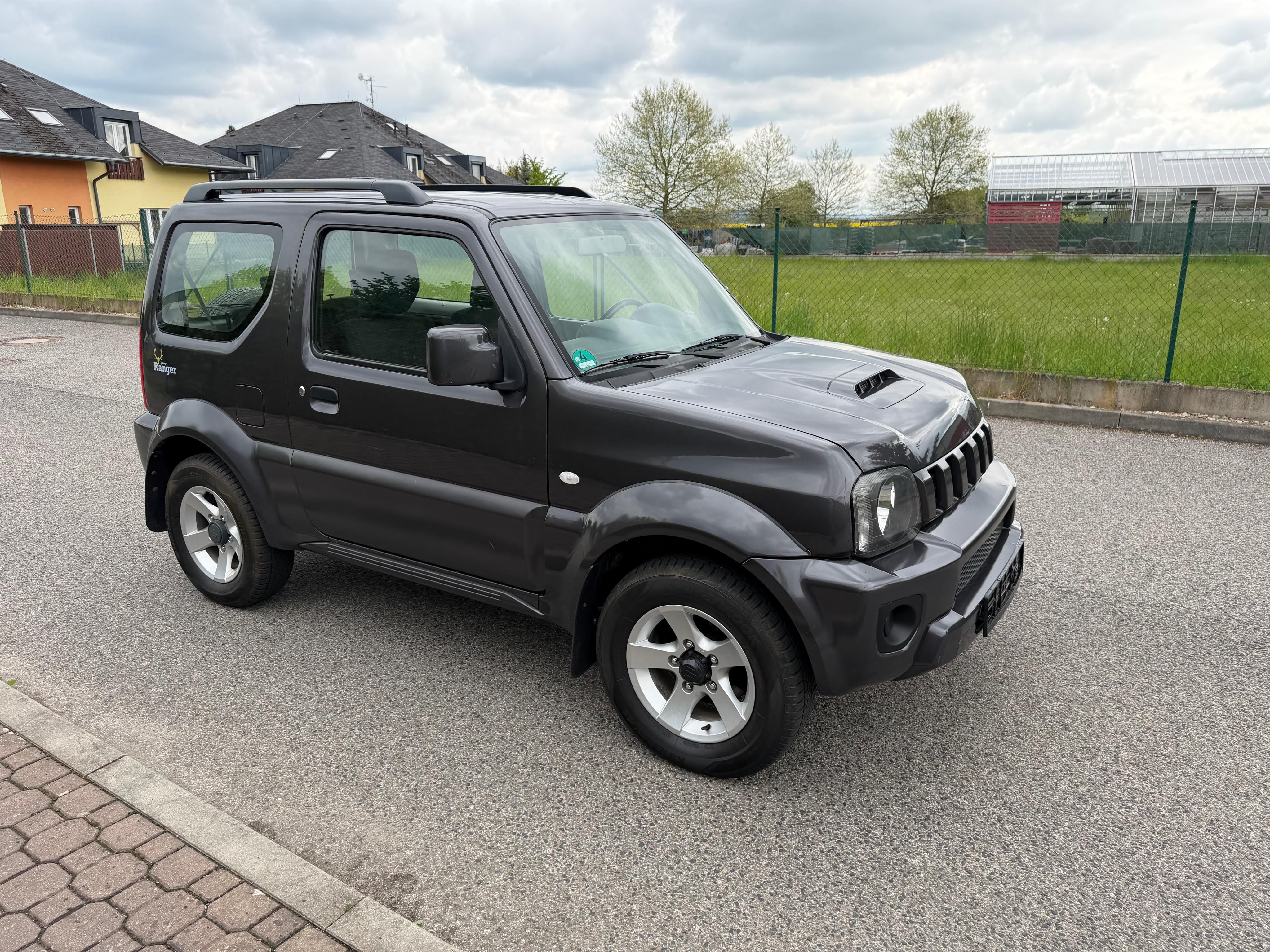 Suzuki Jimny, 1,3i 4x4 Tažné , 1 Majitel - fotka 3