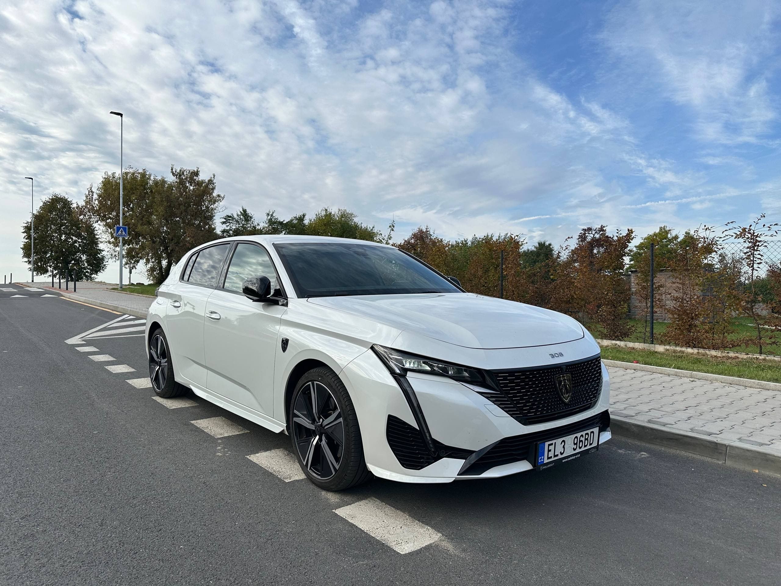 Peugeot 308, Peugeot 308 GT HYBRID 132kW
