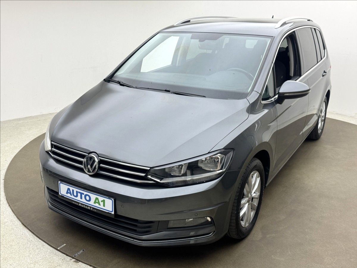 Volkswagen Touran, 2,0 110kW DSG 5-MÍST TAŽNÉ ČR