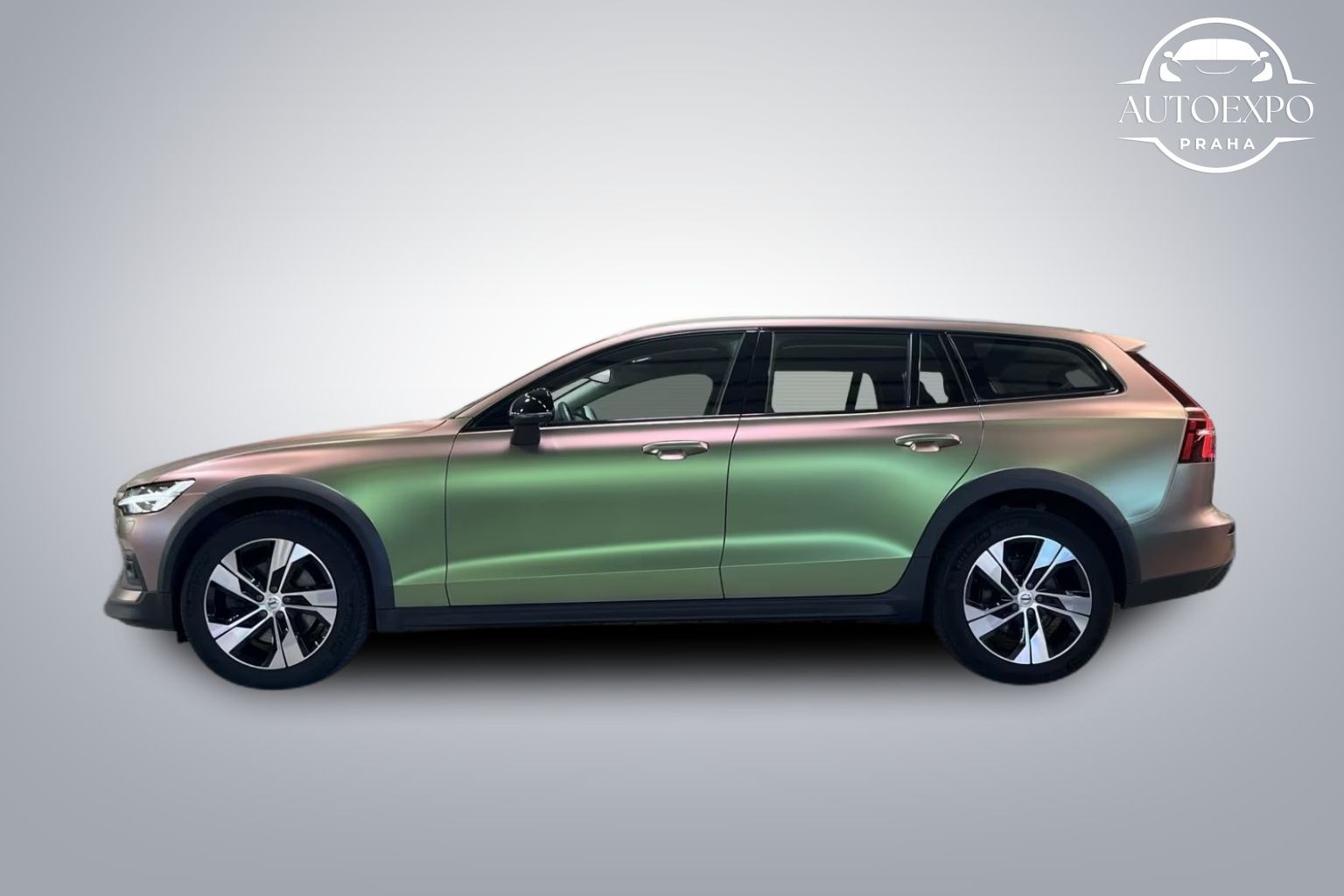 Volvo V60, Cross Country Plus AWD - fotka 2