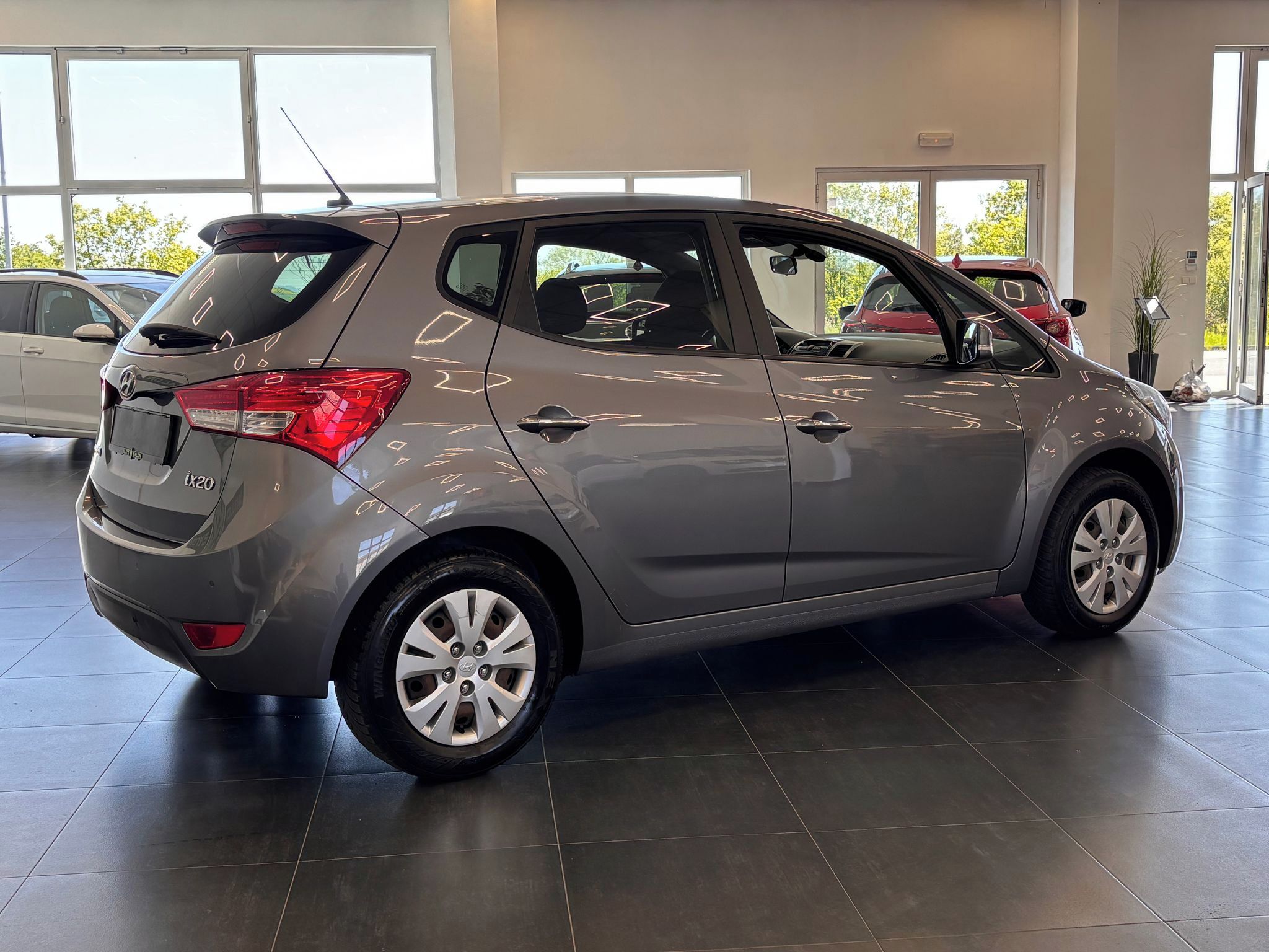 Hyundai ix20, 1,6 CVVT 92 kW - fotka 5