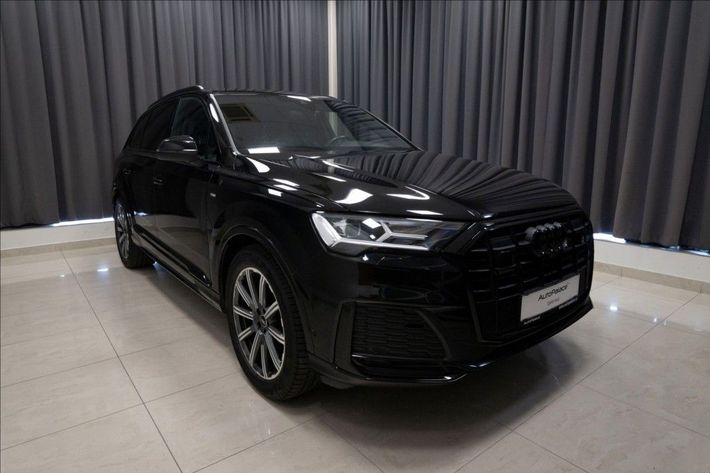 Audi Q7, 3,0 TDI QUATTRO S-LINE ČR - fotka 3