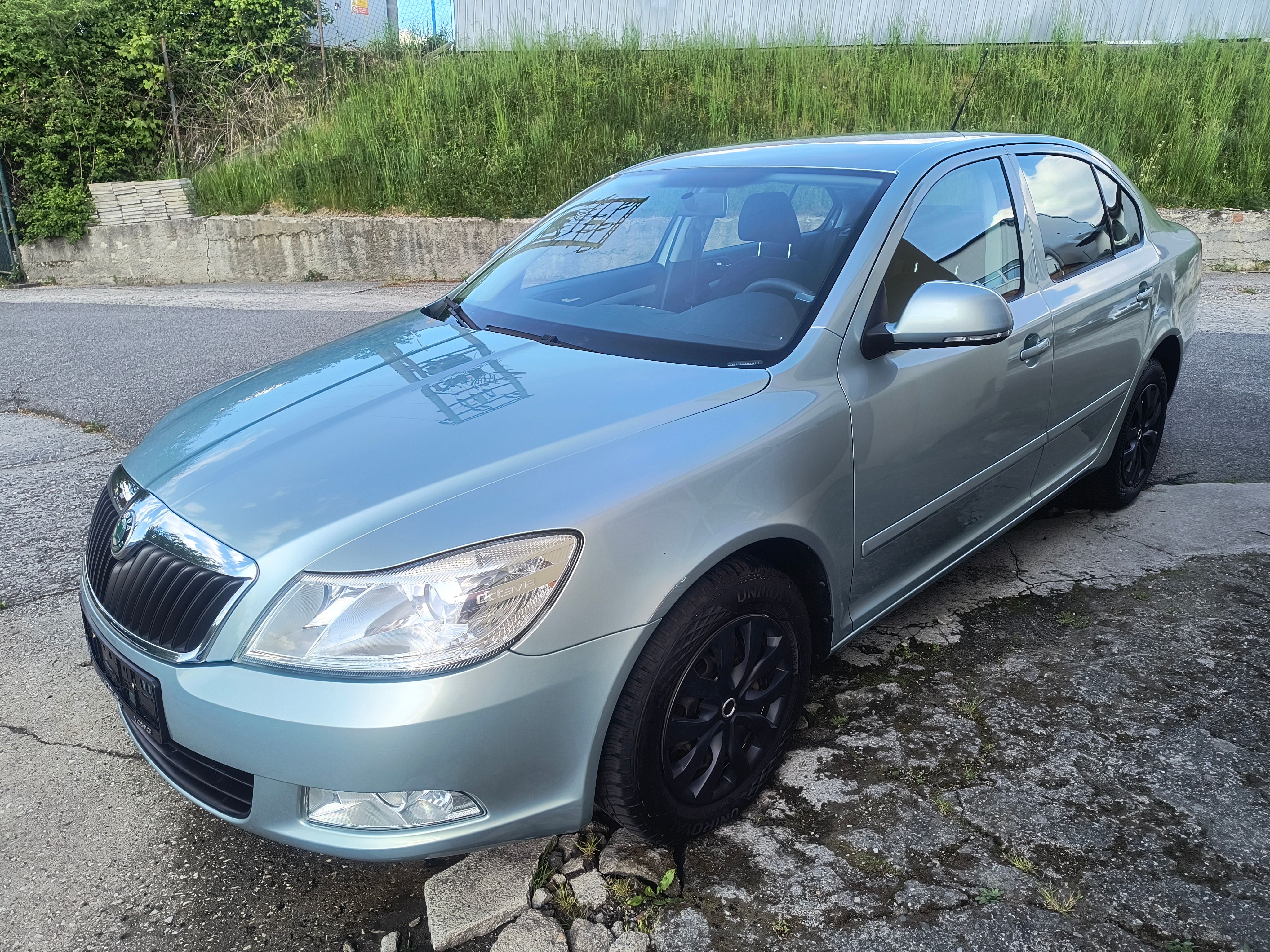 Škoda Octavia, 1.6 MPi 75KW/AC/PC/PDC/TAŽNÉ