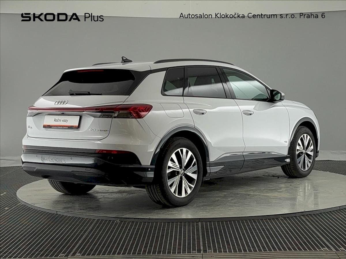Audi Q4 e-tron, 40 e-tron150 kW S-Line - fotka 2