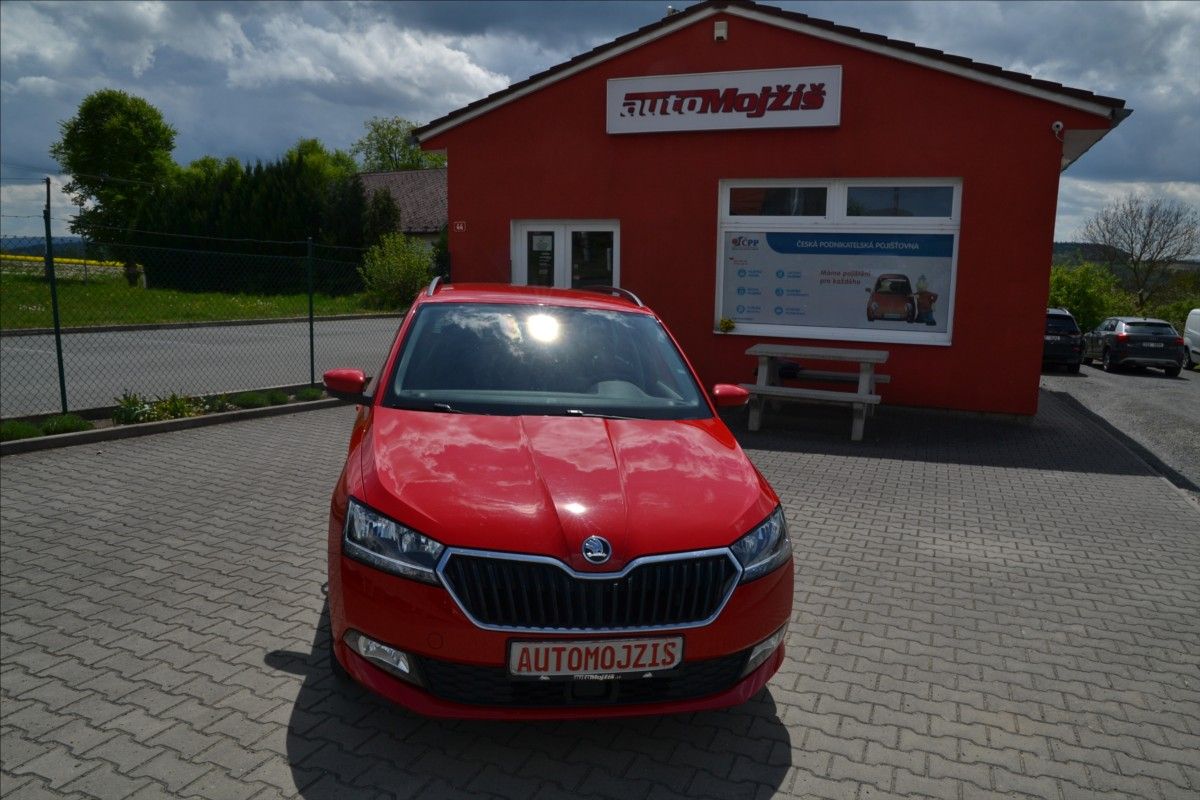 Škoda Fabia, 1,0 TSI DSG KLIMA TZ ACC NOVÁ - fotka 2
