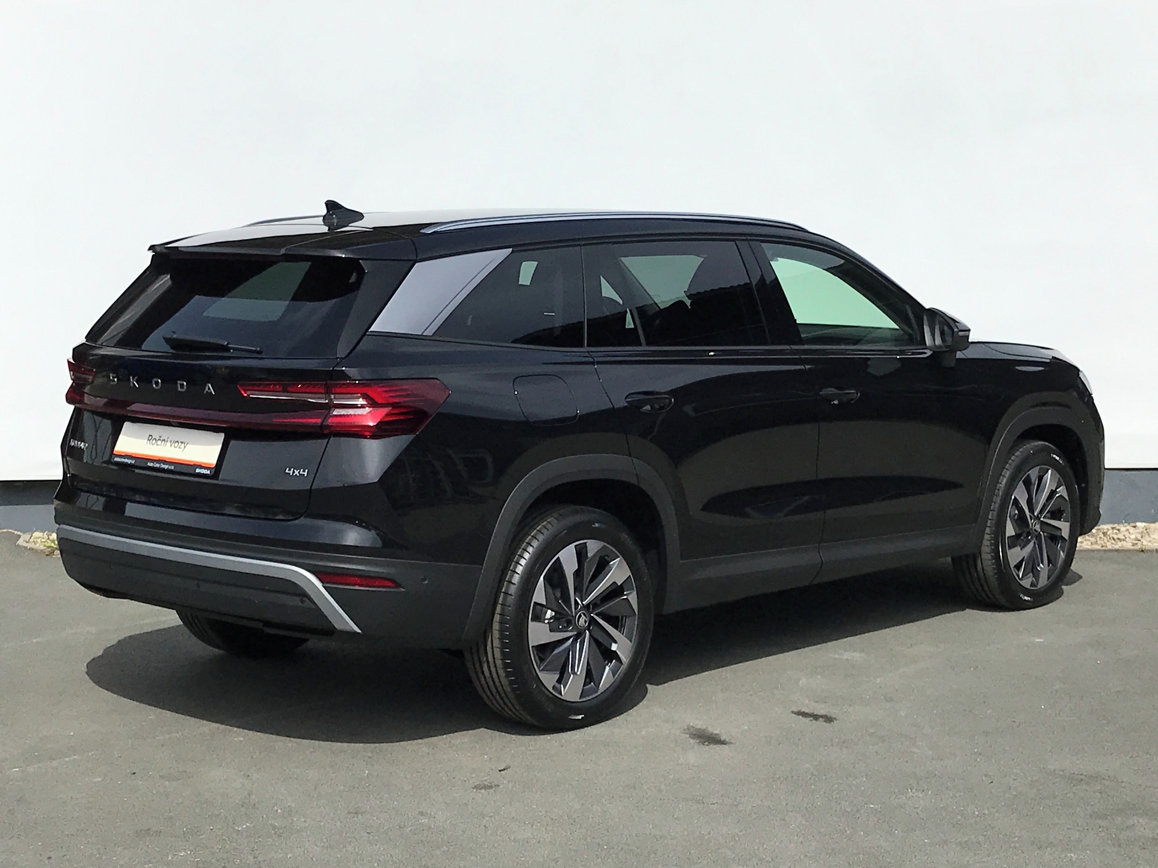 Škoda Kodiaq, 4x4 142kW Exc.sel+TAŽNÉ+NEZTOP - fotka 2