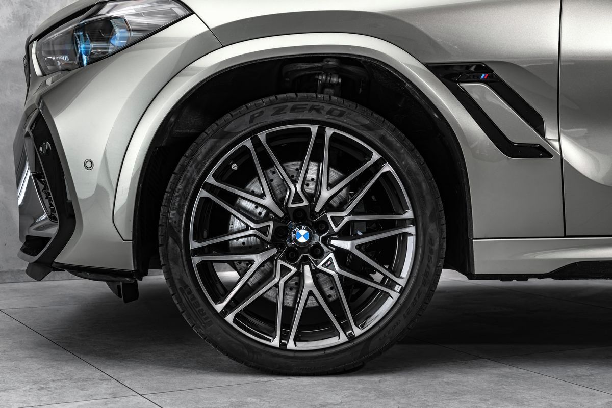 BMW X6, competition Laser Masáže - fotka 2