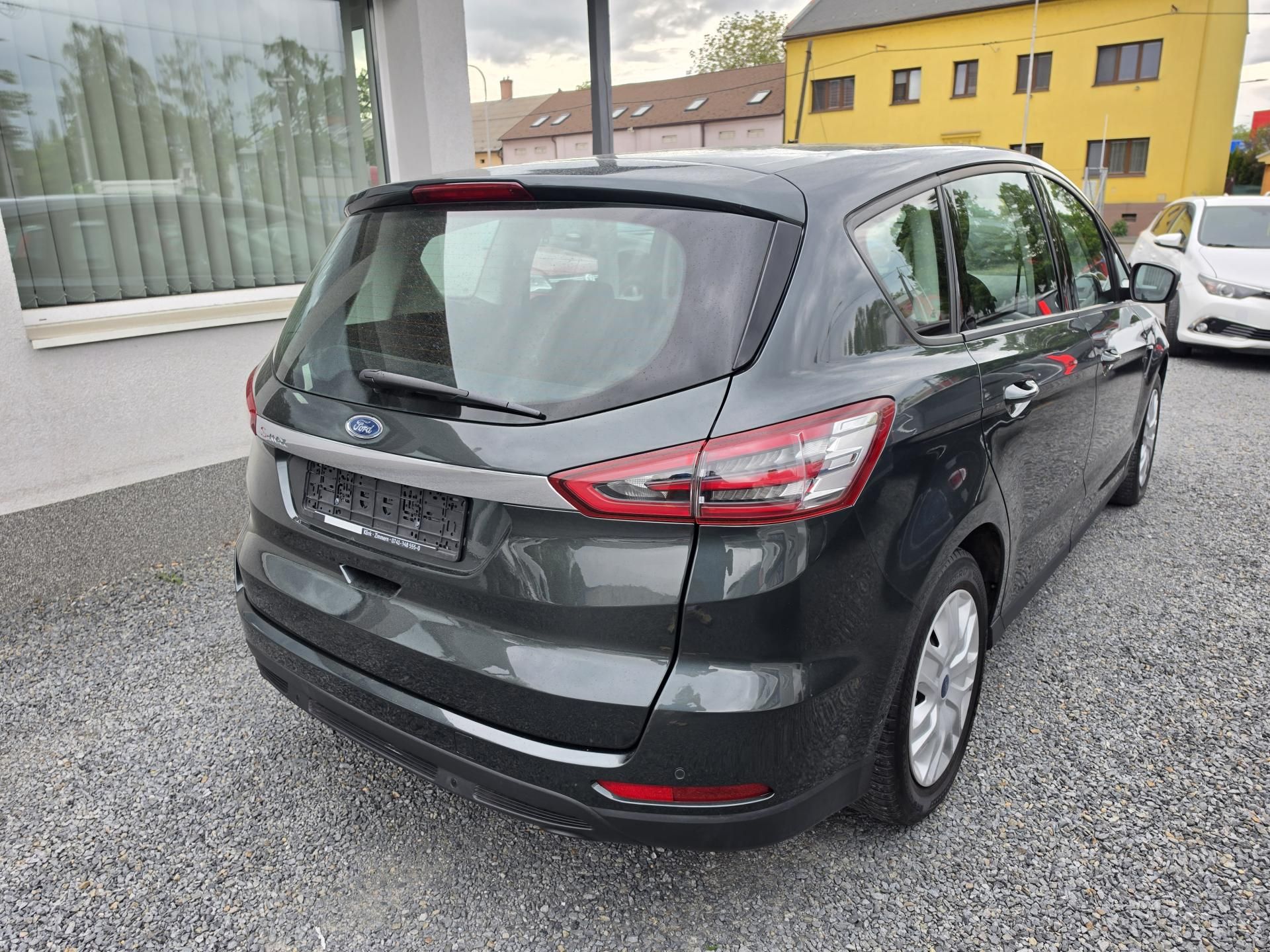 Ford S-MAX, 1.5 i Navi Parkovací senzory - fotka 4