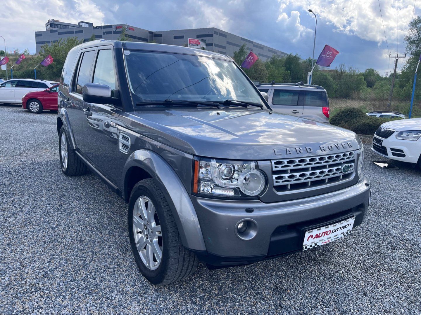 Land Rover Discovery, 3.0 SDV6 SE - fotka 4