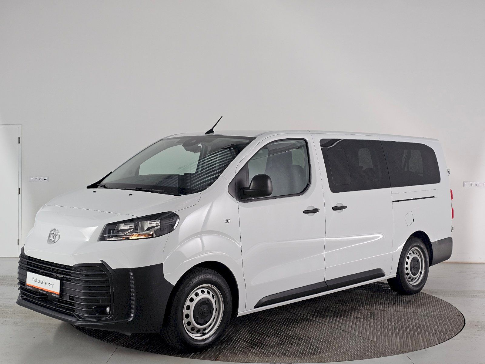 Toyota Proace Verso, 2.0D 140k L2 Combi 8 míst