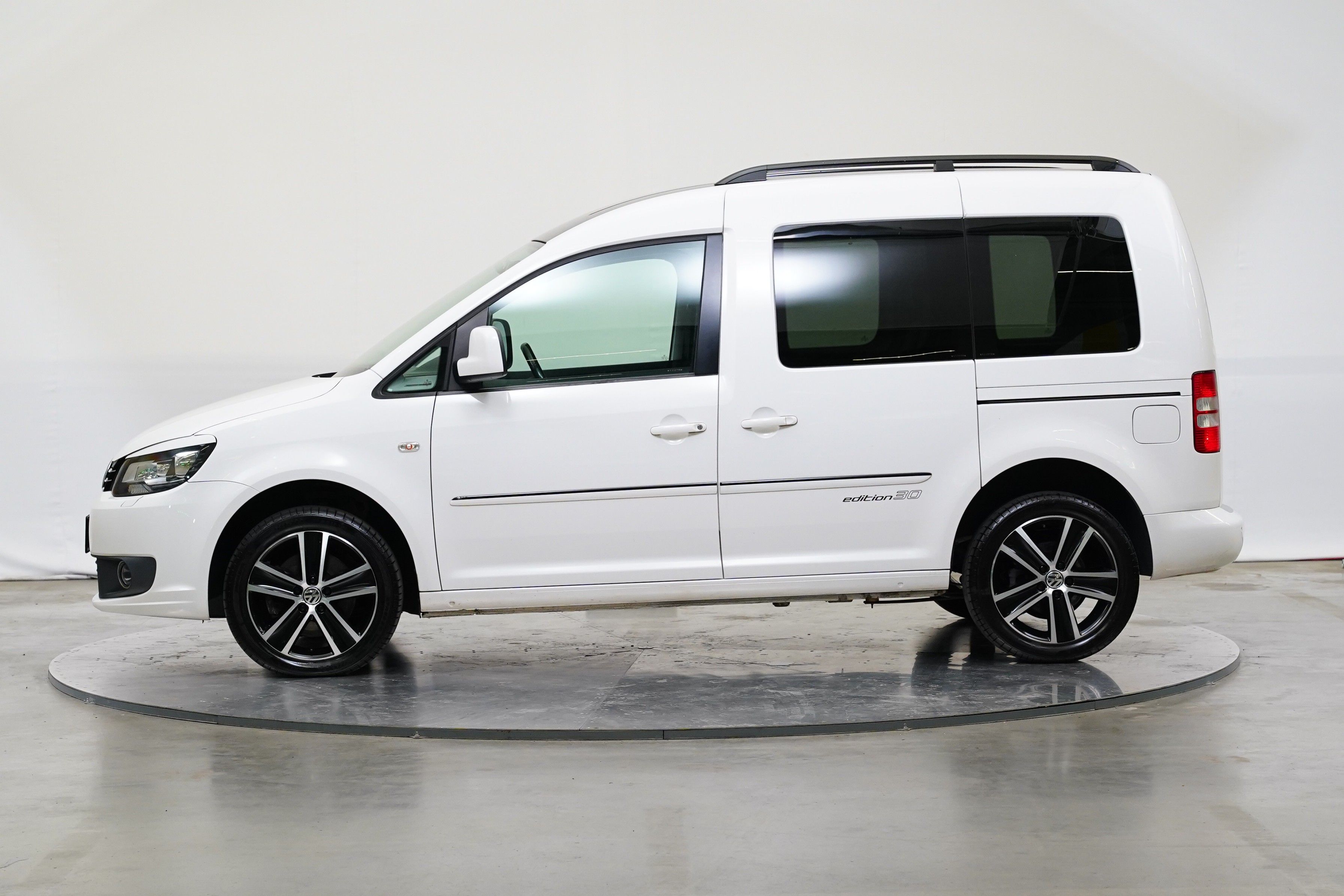 Volkswagen Caddy, 2.0 TDI 103 kW Edition 30 - fotka 3