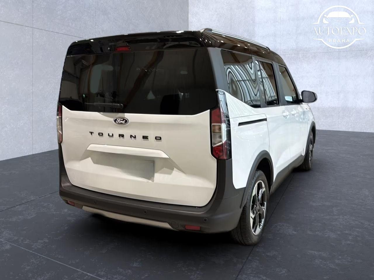 Ford Tourneo Courier, Active Automatik* Navigace* - fotka 3
