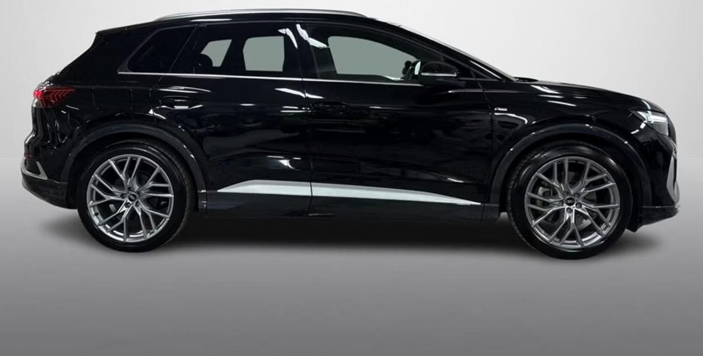 Audi Q4 e-tron, 40 e-tron S-Line LED BLIS - fotka 3