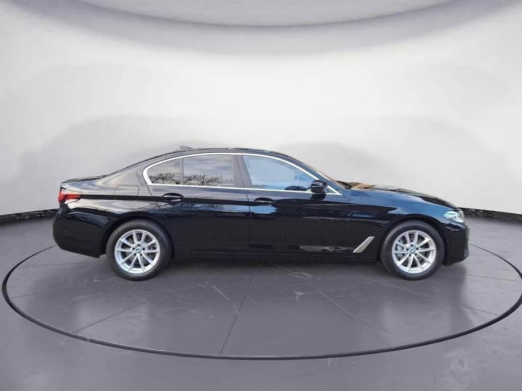 BMW Řada 5, 540 d xDrive Sport*Navi*Led* - fotka 5