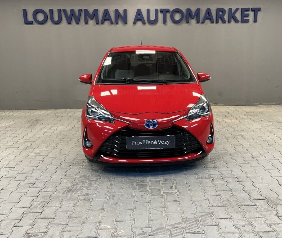 Toyota Yaris, Hybrid e-CVT Active Trend - fotka 4