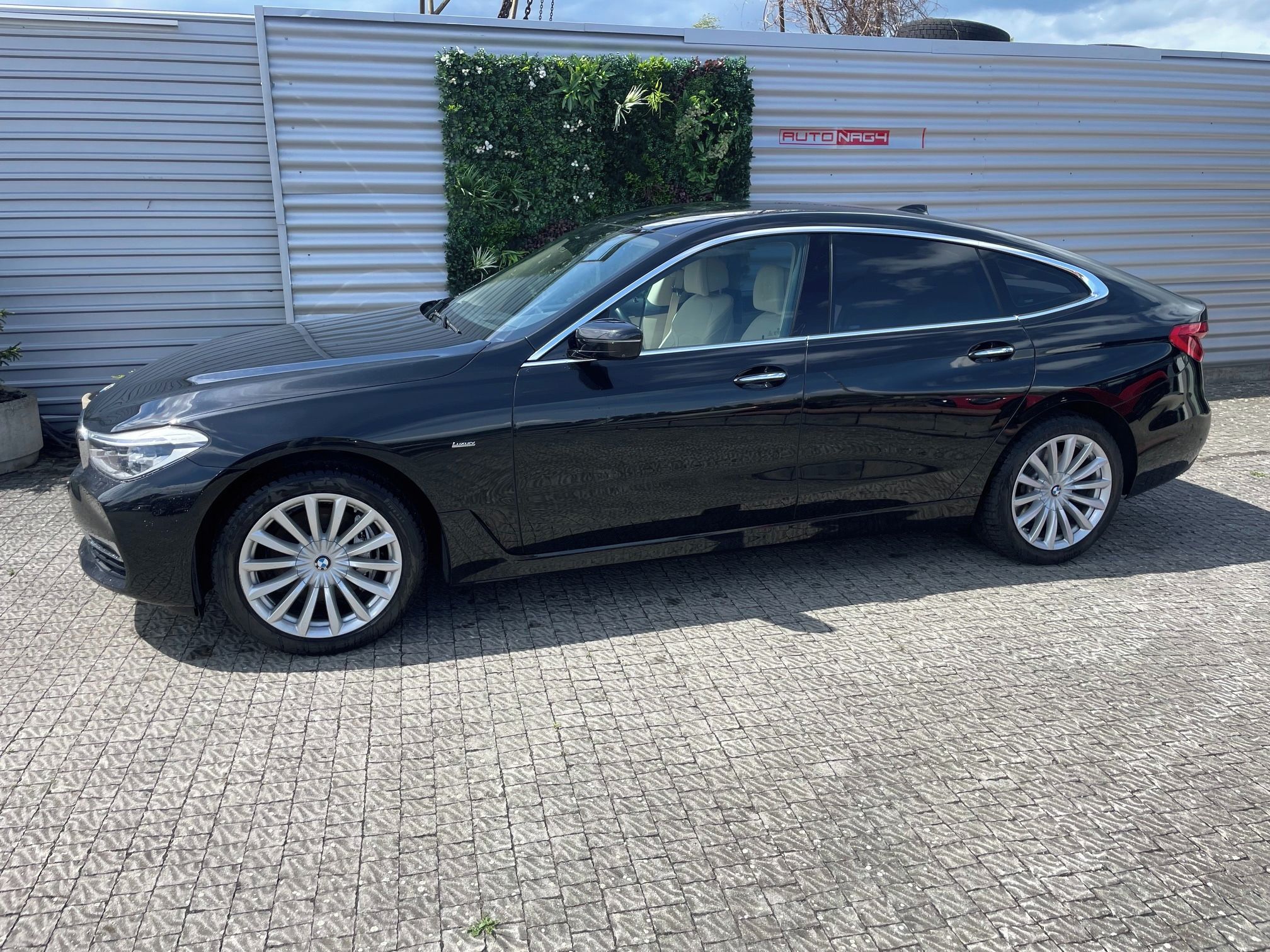 BMW Řada 6, 630d xDrive GranTurismo Luxury - fotka 3