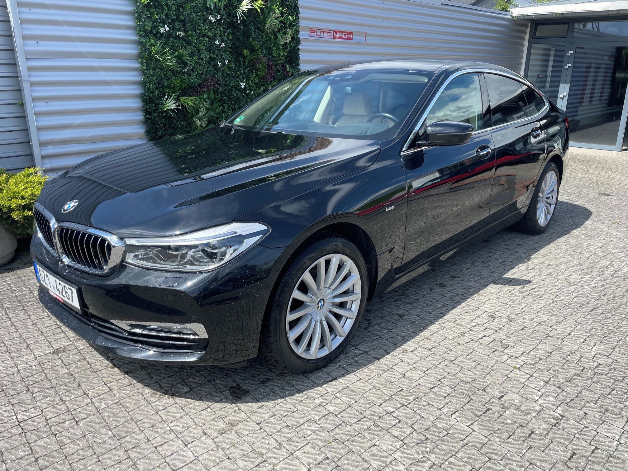 BMW Řada 6, 630d xDrive GranTurismo Luxury - fotka 2