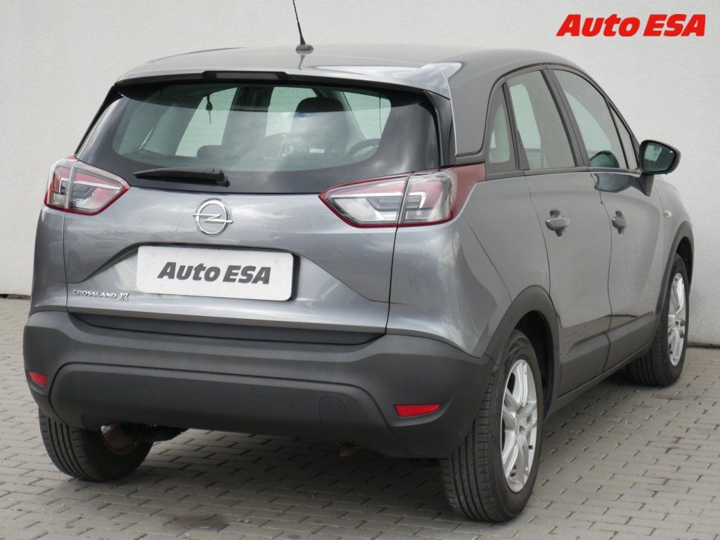 Opel Crossland X, 1.2 i,ČR,autoAC - fotka 4