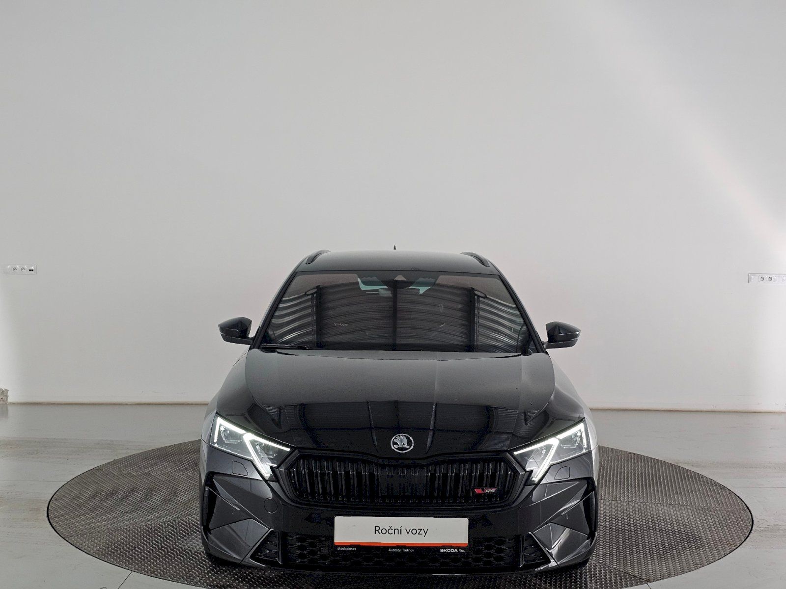 Škoda Octavia, RS 2.0TSi 195kW RS TAŽNÉ - fotka 4