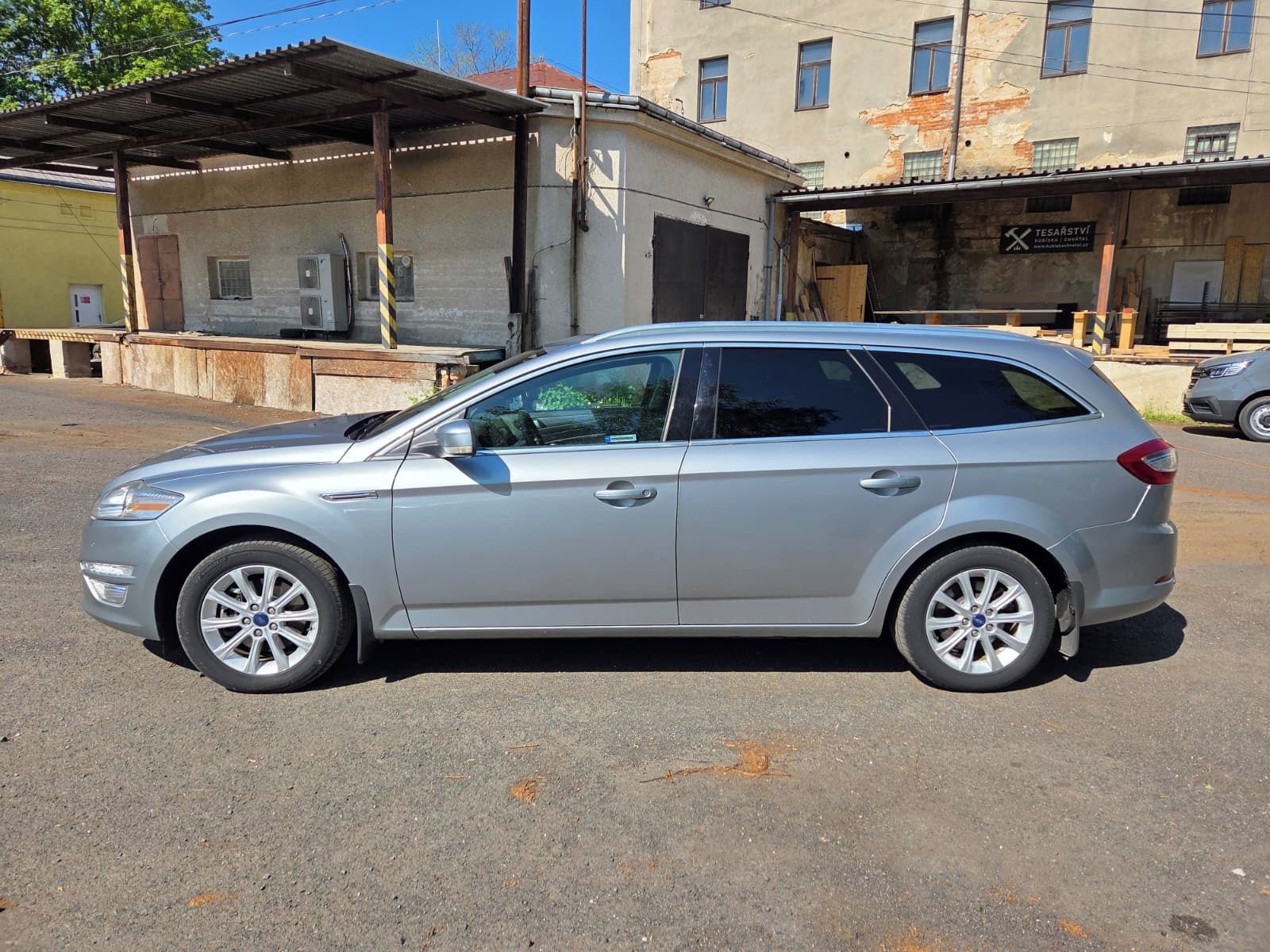 Ford Mondeo, 2.0 TDCi 103kW - fotka 2