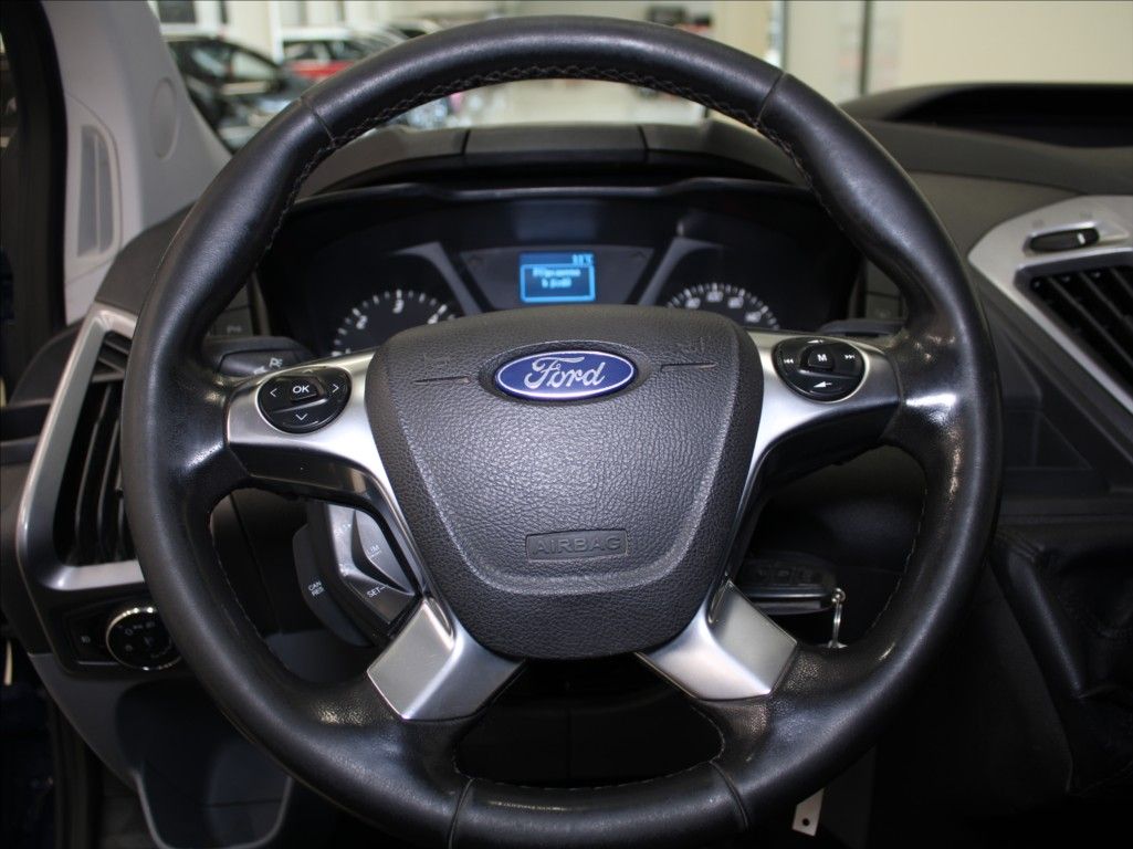 Ford Transit Custom, 2,0 TDCI L1 Tažné Klima 2.maj. - fotka 6