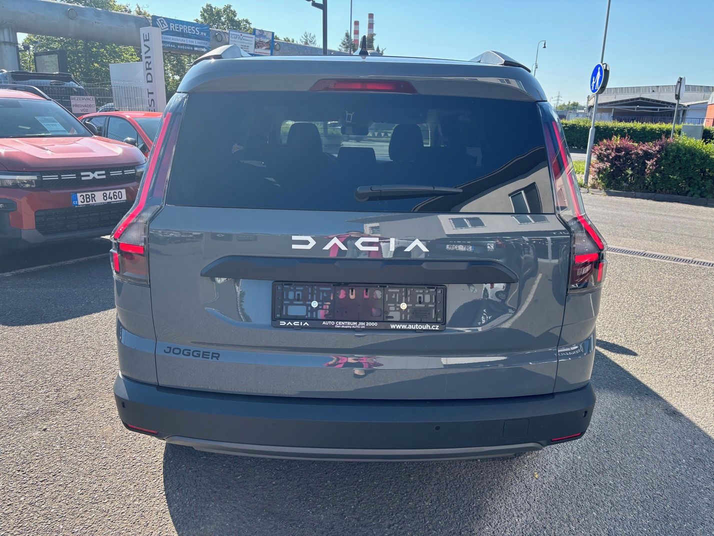 Dacia Jogger, Expression Eco-G 120 5 míst - fotka 4