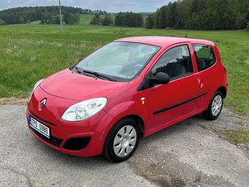 57 738 km