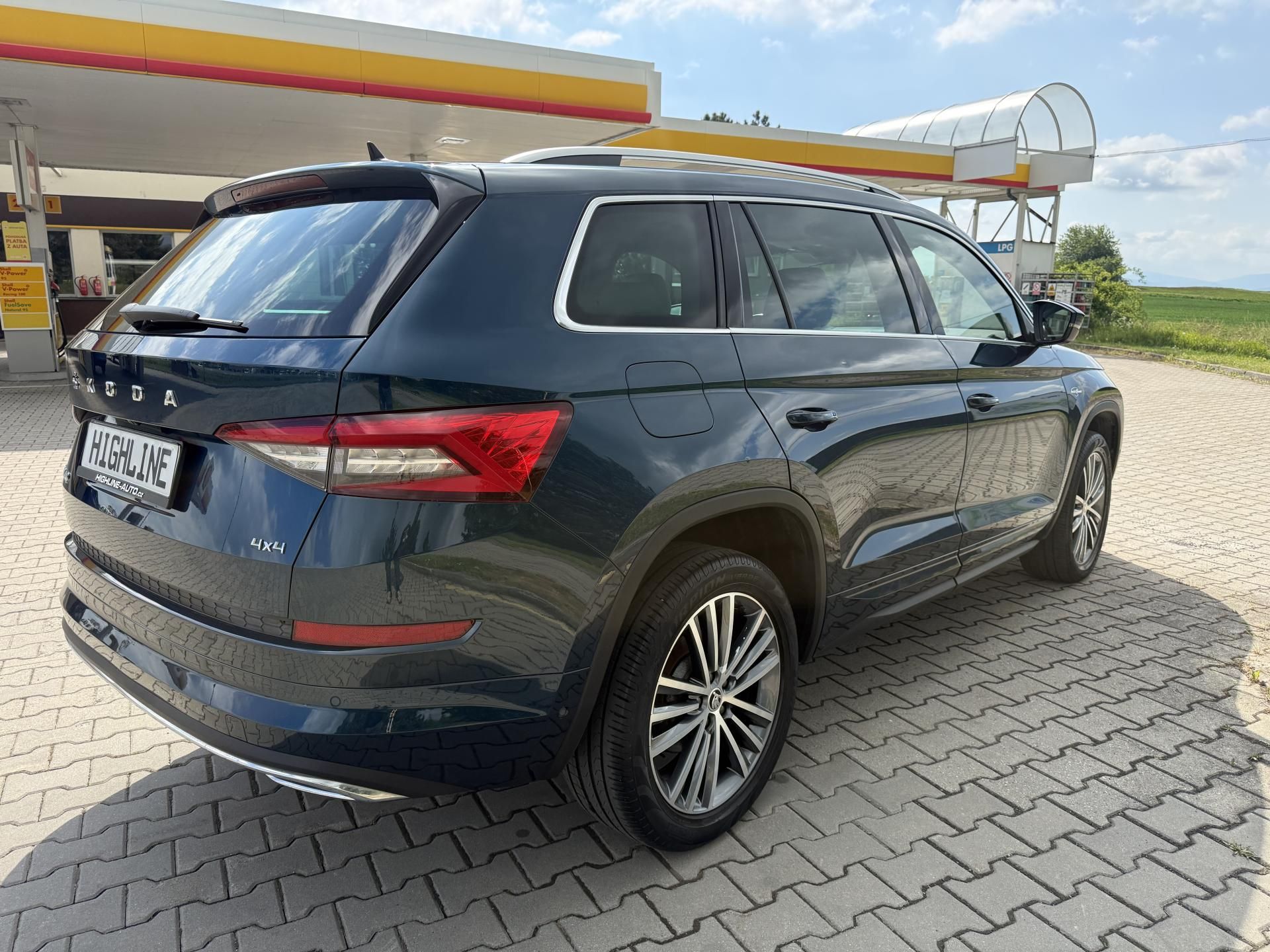 Škoda Kodiaq, 2.0 TDI 4x4 L&K  BUFÍK, TAŽNÉ - fotka 5