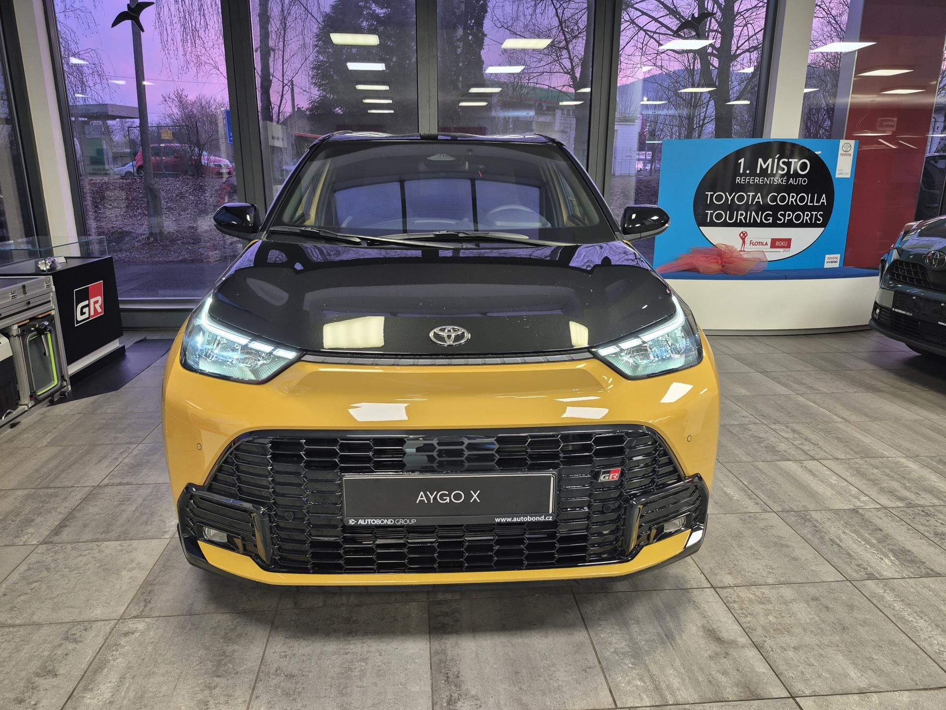 Toyota Aygo, GR Sport 1.5 Hybrid (116 k) - fotka 2
