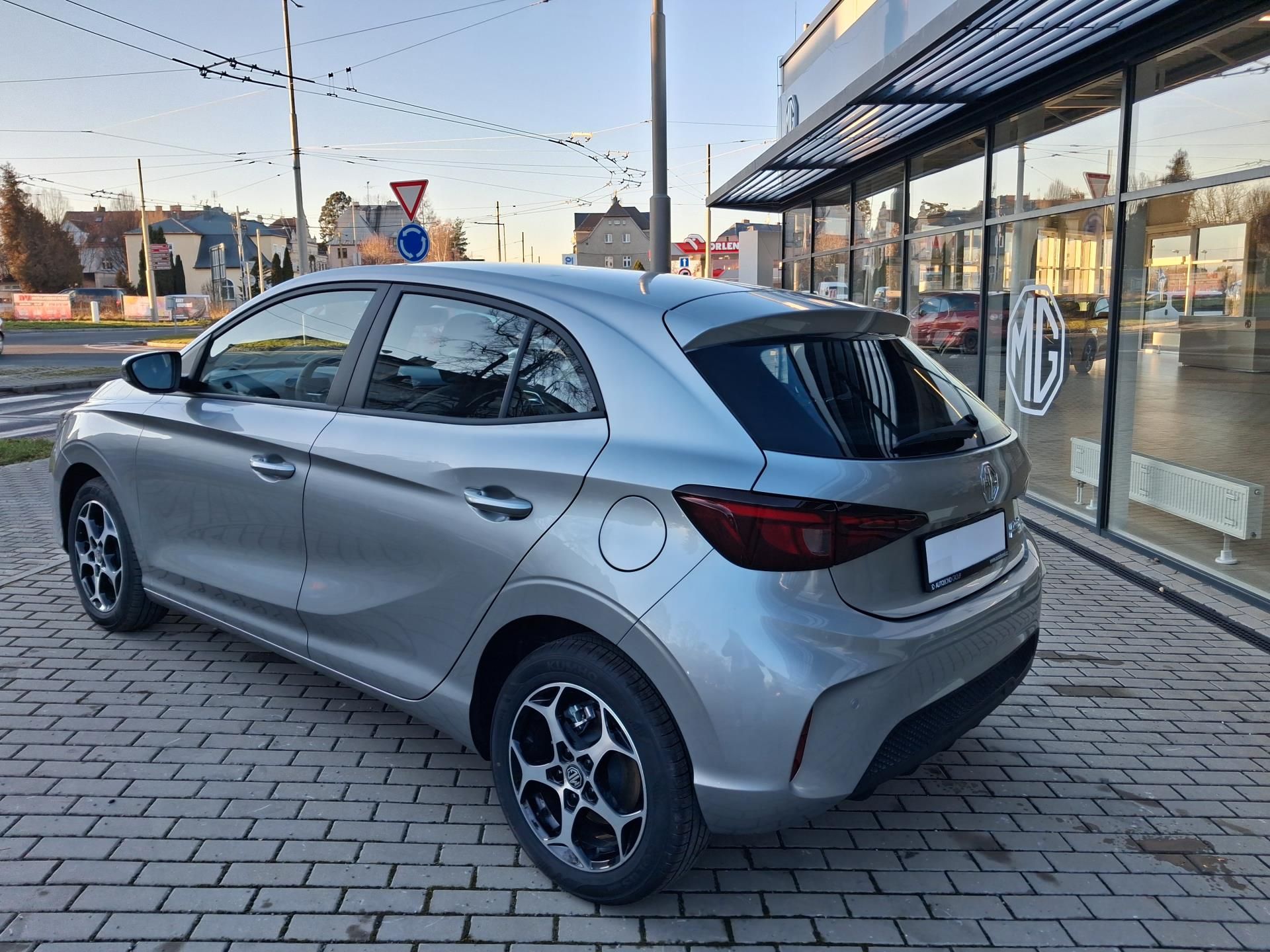 MG MG3, ELEGANCE 1.5 85kW 5MT 4x2 - fotka 3