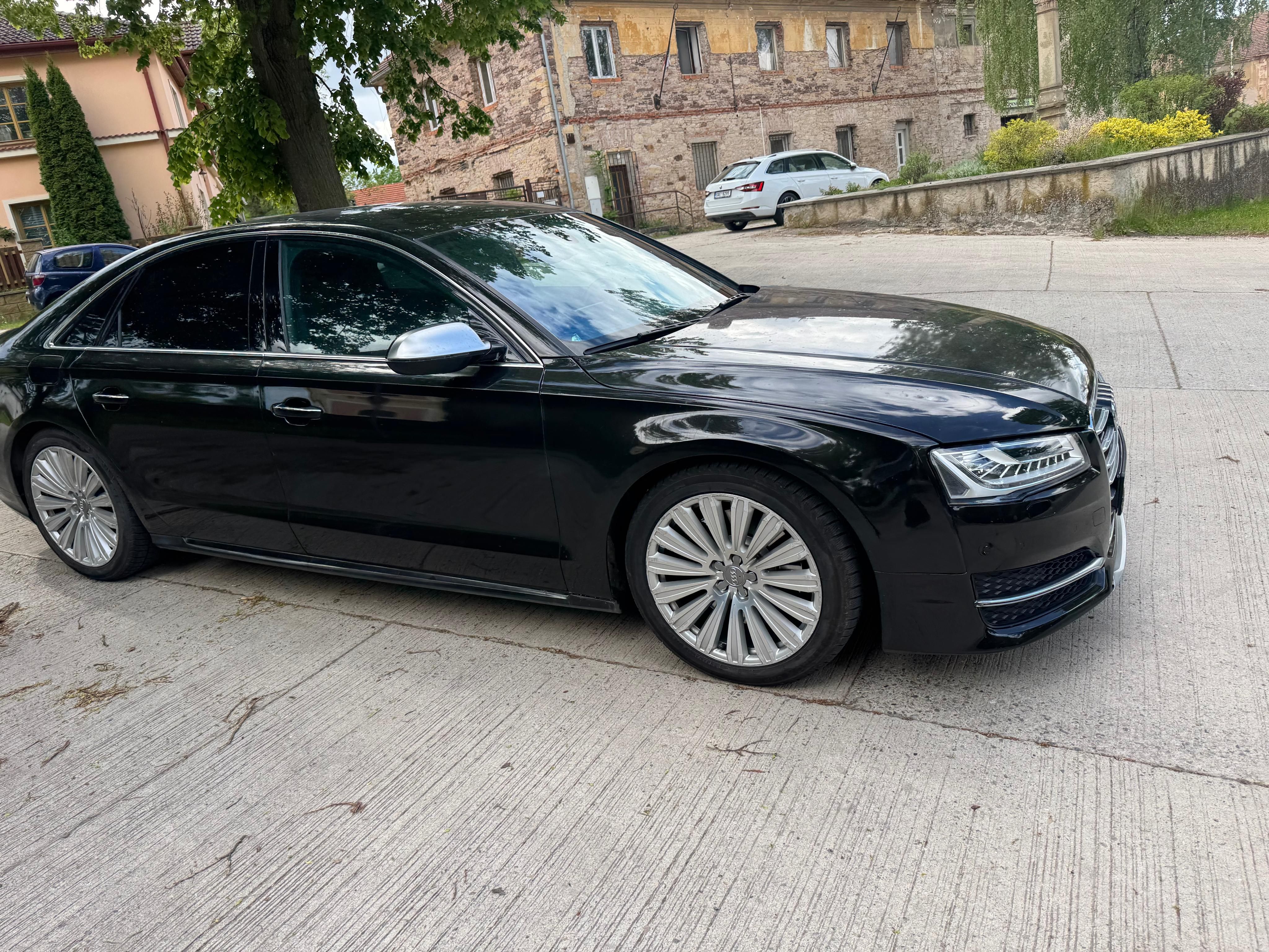 Audi A8, Audi A8 D4 2014 Facelift 4.2td - fotka 3