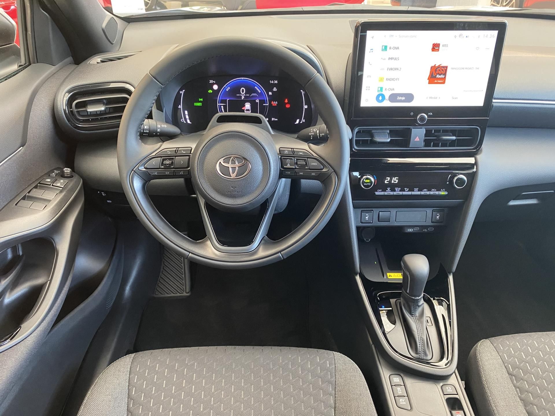 Toyota Yaris Cross, 1.5 HEV STYLE - fotka 6
