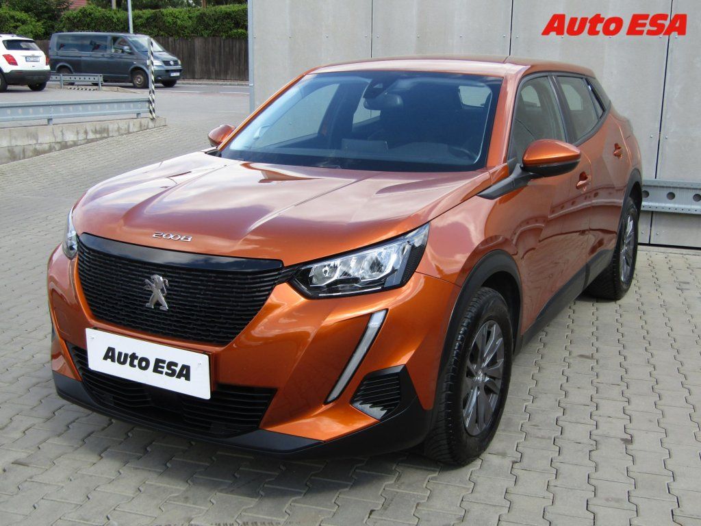 Peugeot 2008, 1.2 PT - fotka 3