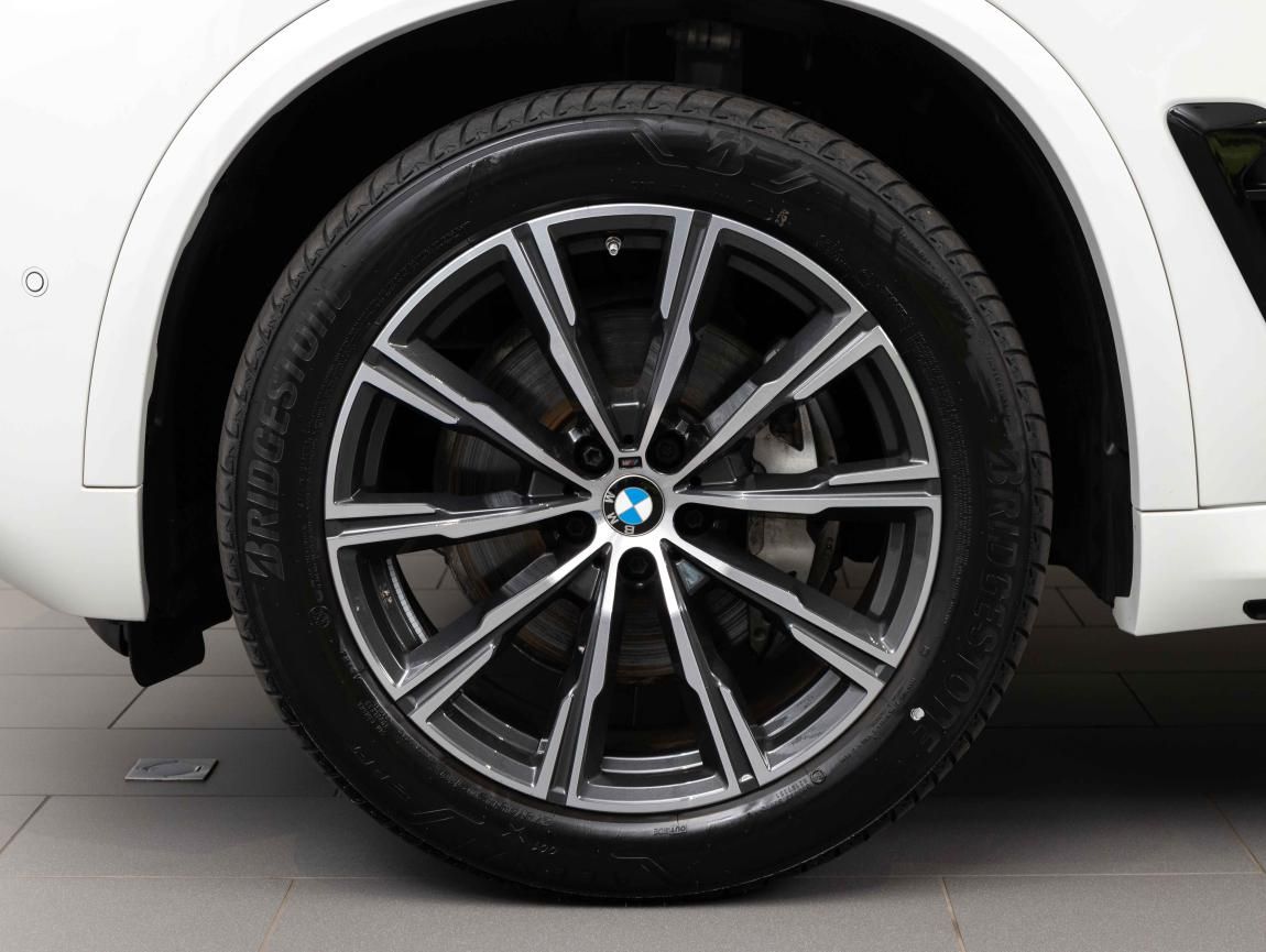 BMW X5, xDrive40i - fotka 6