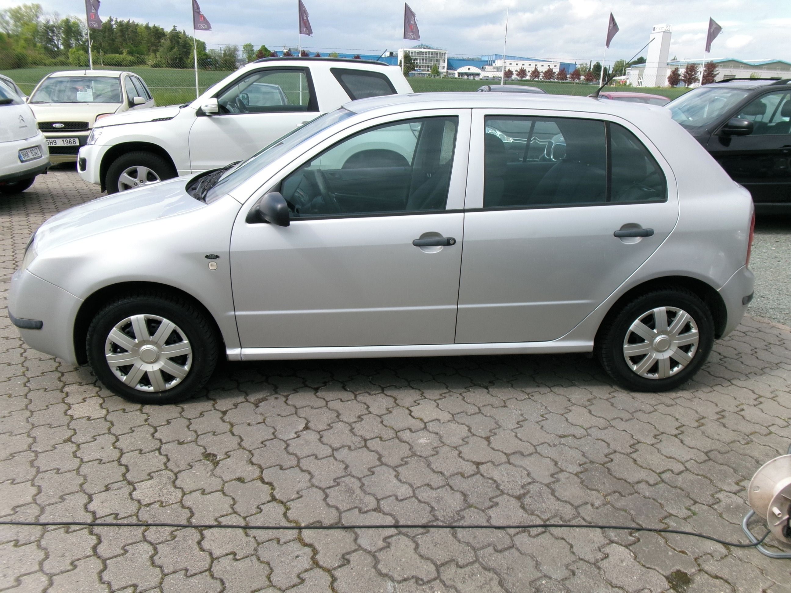 Škoda Fabia, 1.4MPi 44kw,CZ - fotka 4