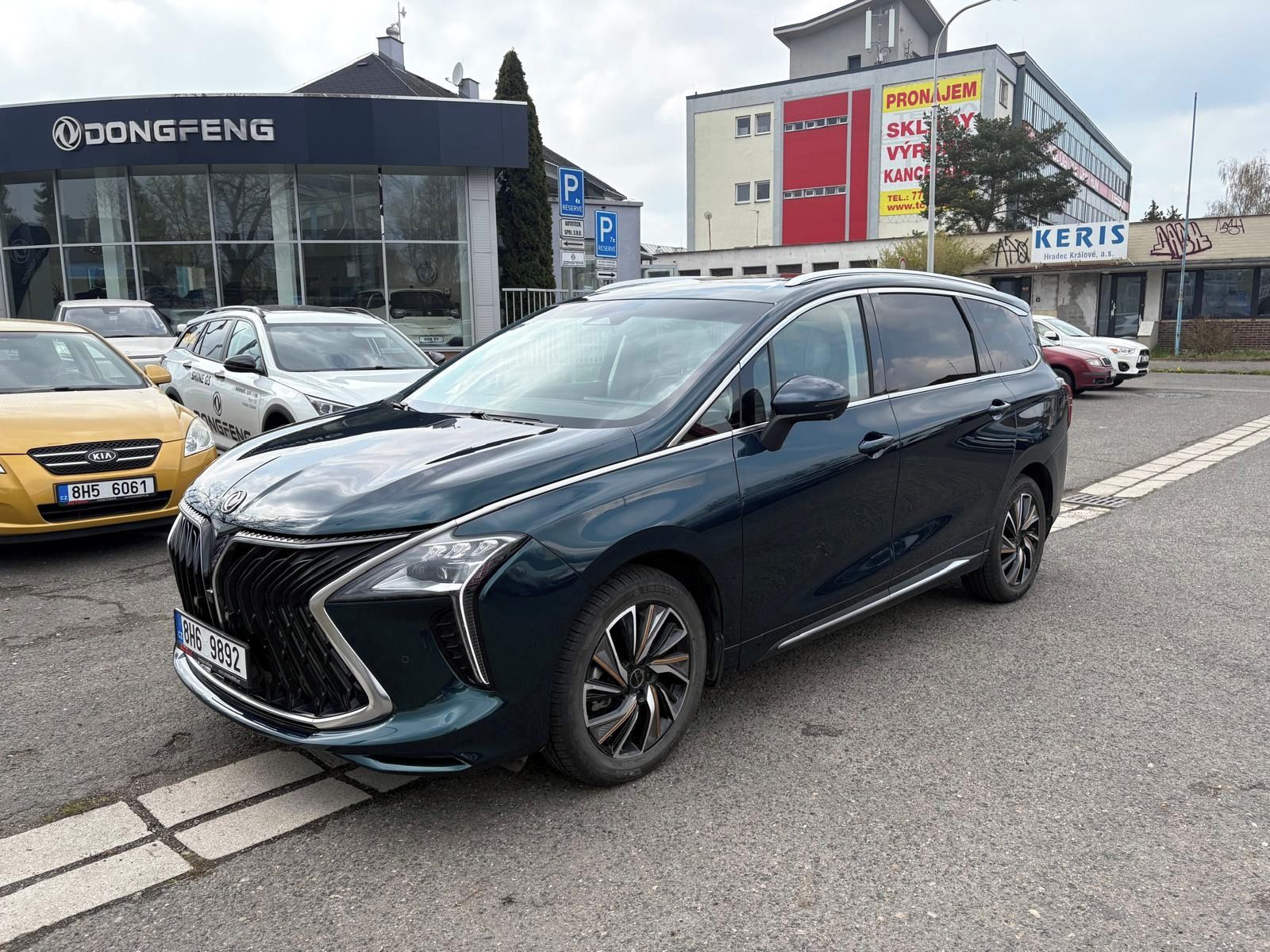 Dongfeng U-Tour