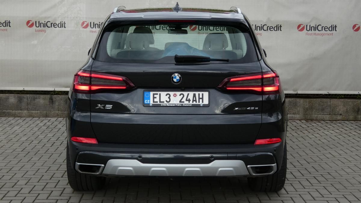 BMW X5, xDrive 45e - fotka 4