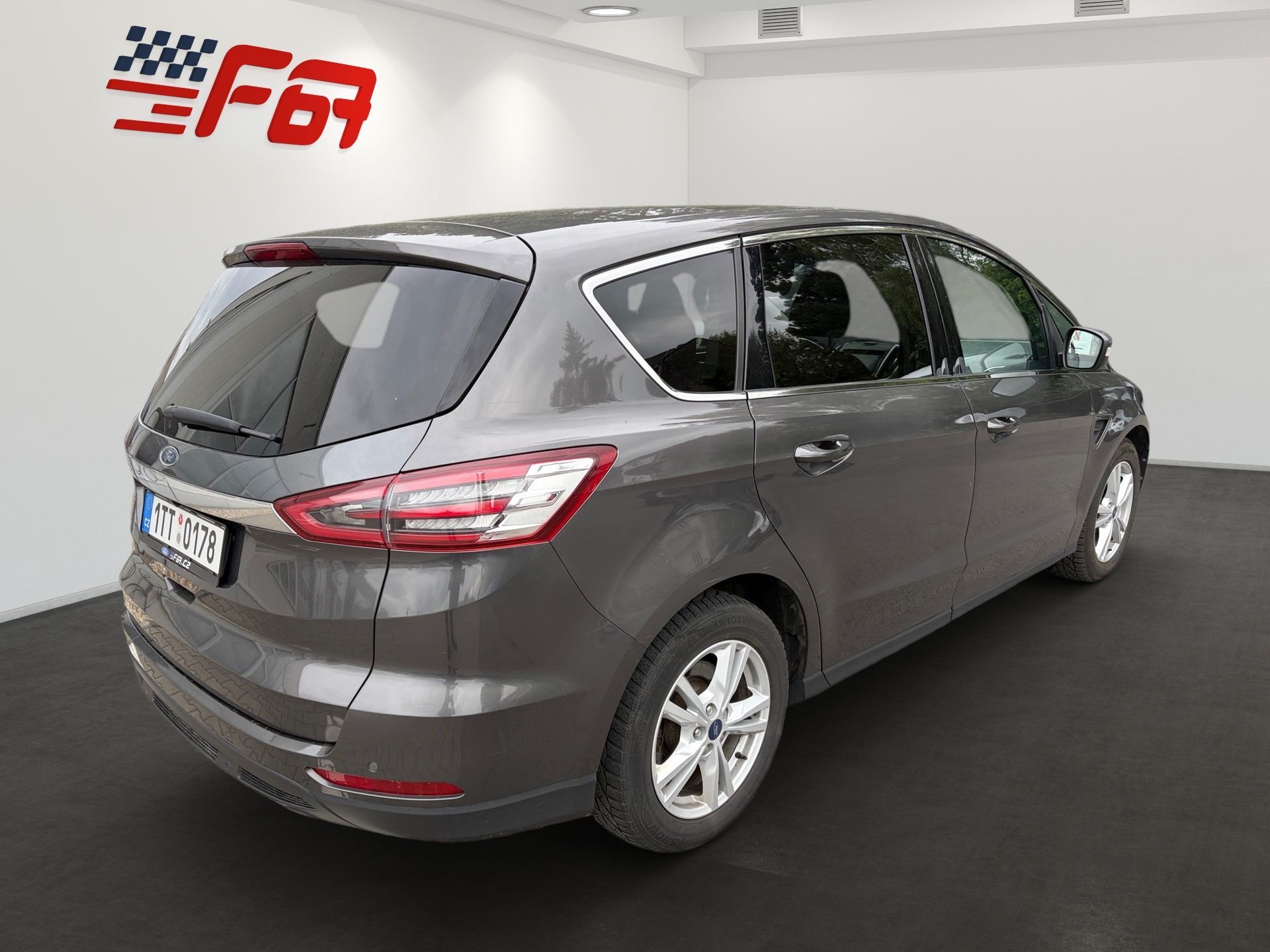 Ford S-MAX, Titanium 7-míst záruka od FORD - fotka 3