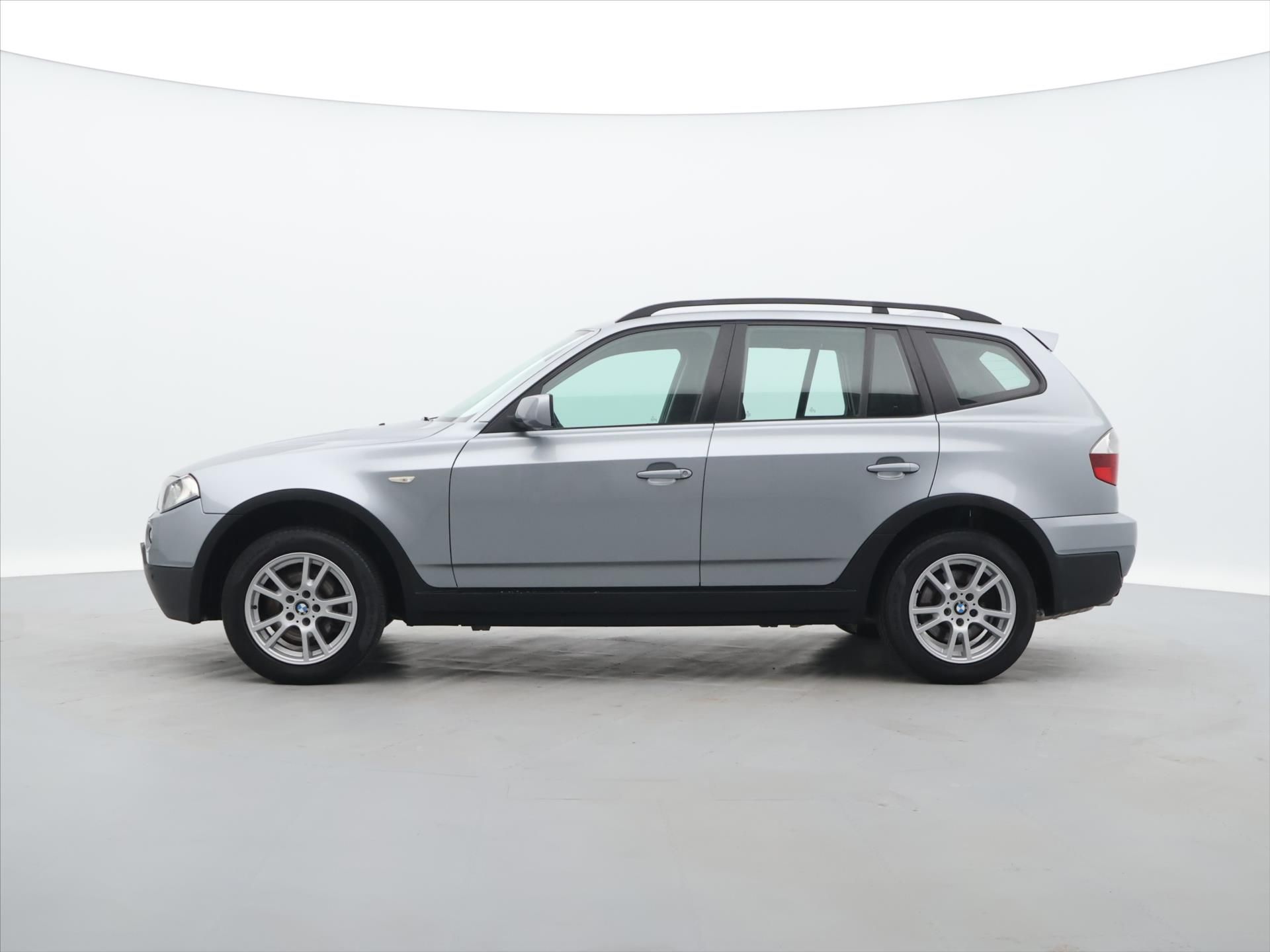 BMW X3, 2,0 D xDrive 110kW Xenon Tažné - fotka 4