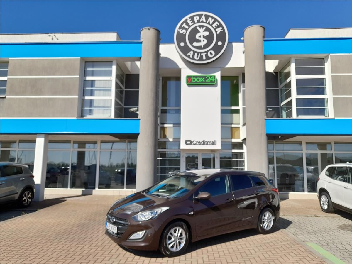 Hyundai i30, 1,6 MPi Trikolor